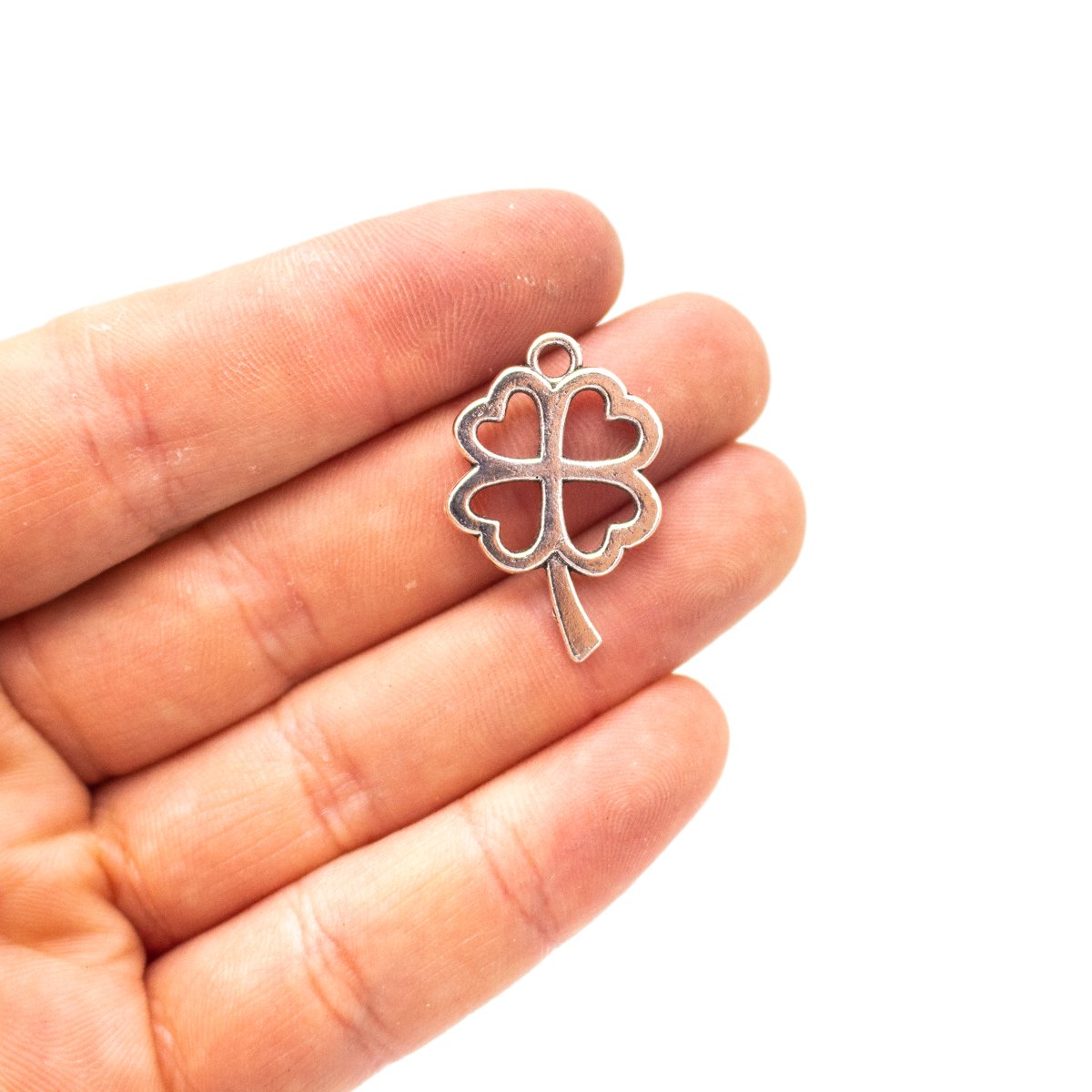 10Pcs Antique Four-leaf flower pendant for bracelet jewelry supplies jewelry finding D-3-439