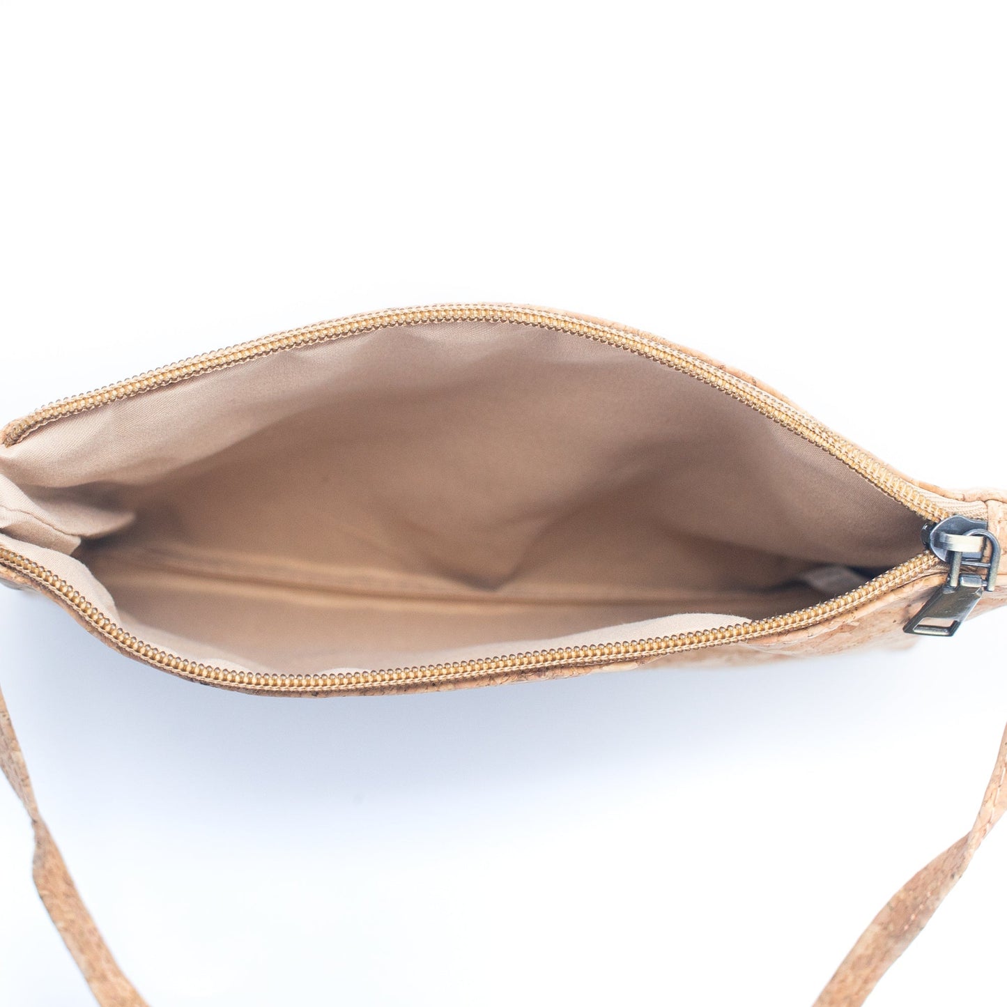 Patterned Cork Vegan Zipper Crossbody Bag | THE CORK COLLECTION