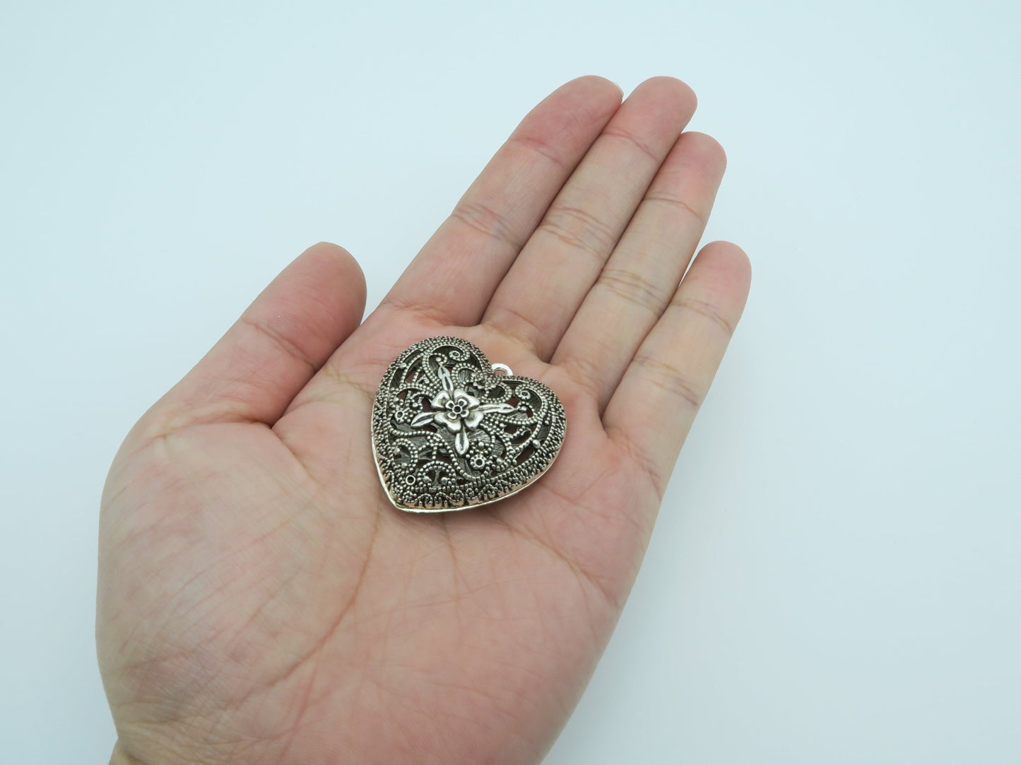 5 unités pendentifs coeur pour collier, argent antique, découvertes de bijoux et composants D-3-14