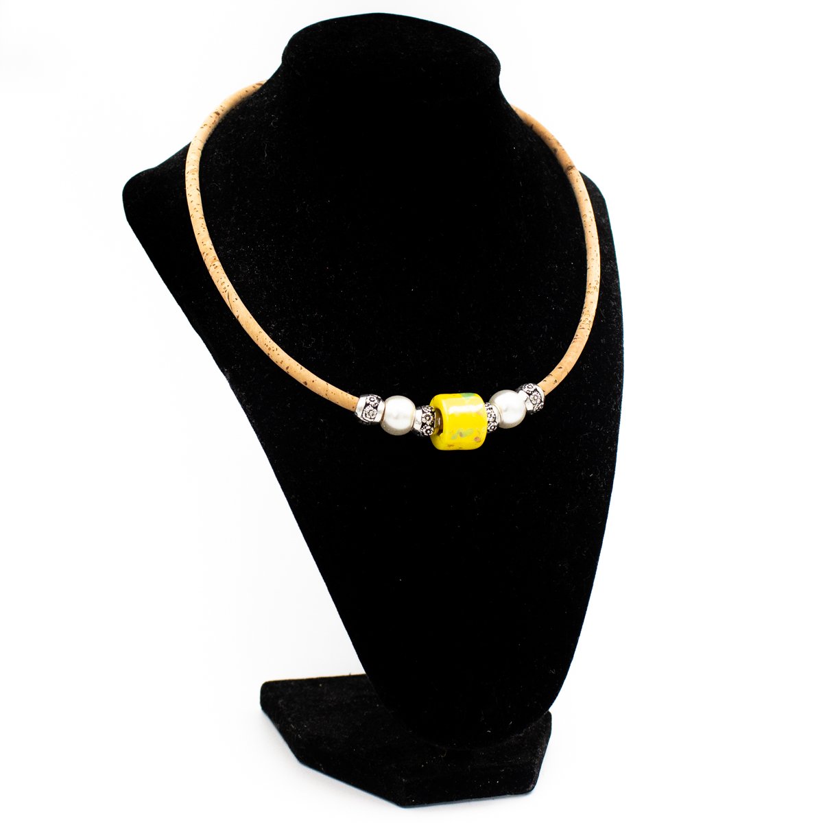 Collier original de perles en liège naturel et porcelaine jaune N-187 