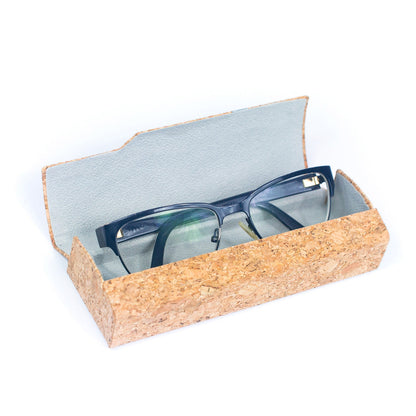 Patterned Cork Glasses Case w/ Magnet Closure | THE CORK COLLECTION