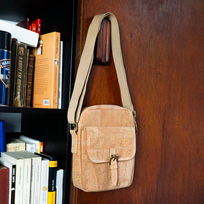 Natural Cork Men's Crossbody Bag w/ Magnetic Closure in Black & Brown | THE CORK COLLECTION